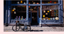 Vitrine ©Artem Gavrysh - Unsplash