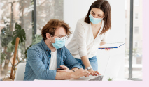 Employés de bureau © freepik - freepik.com