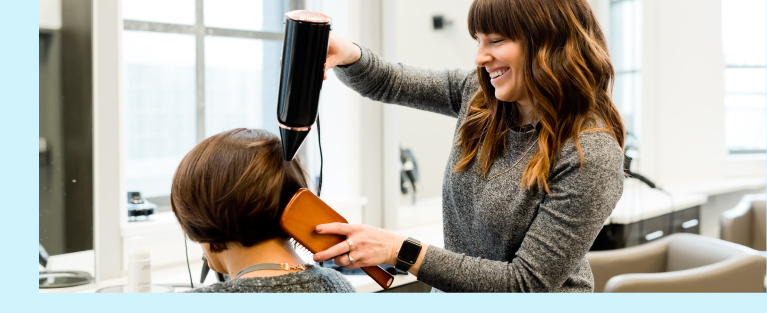 Coiffeur ©Adam Winger - Unsplash