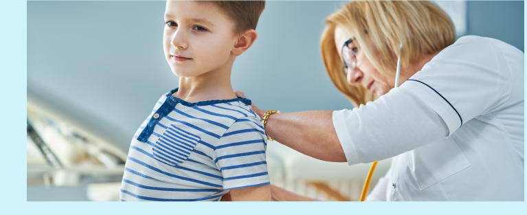 Medecin-enfant © Kalim - AdobeStock