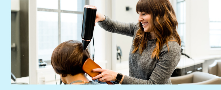 Coiffeur © Adam Winger - unsplash